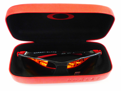 OAKLEYオークリーサングラスFERRARI(フェラーリ)コラボレーション 