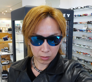 OAKLEY Frogskin Lite オークリー ブロッグスキンライト